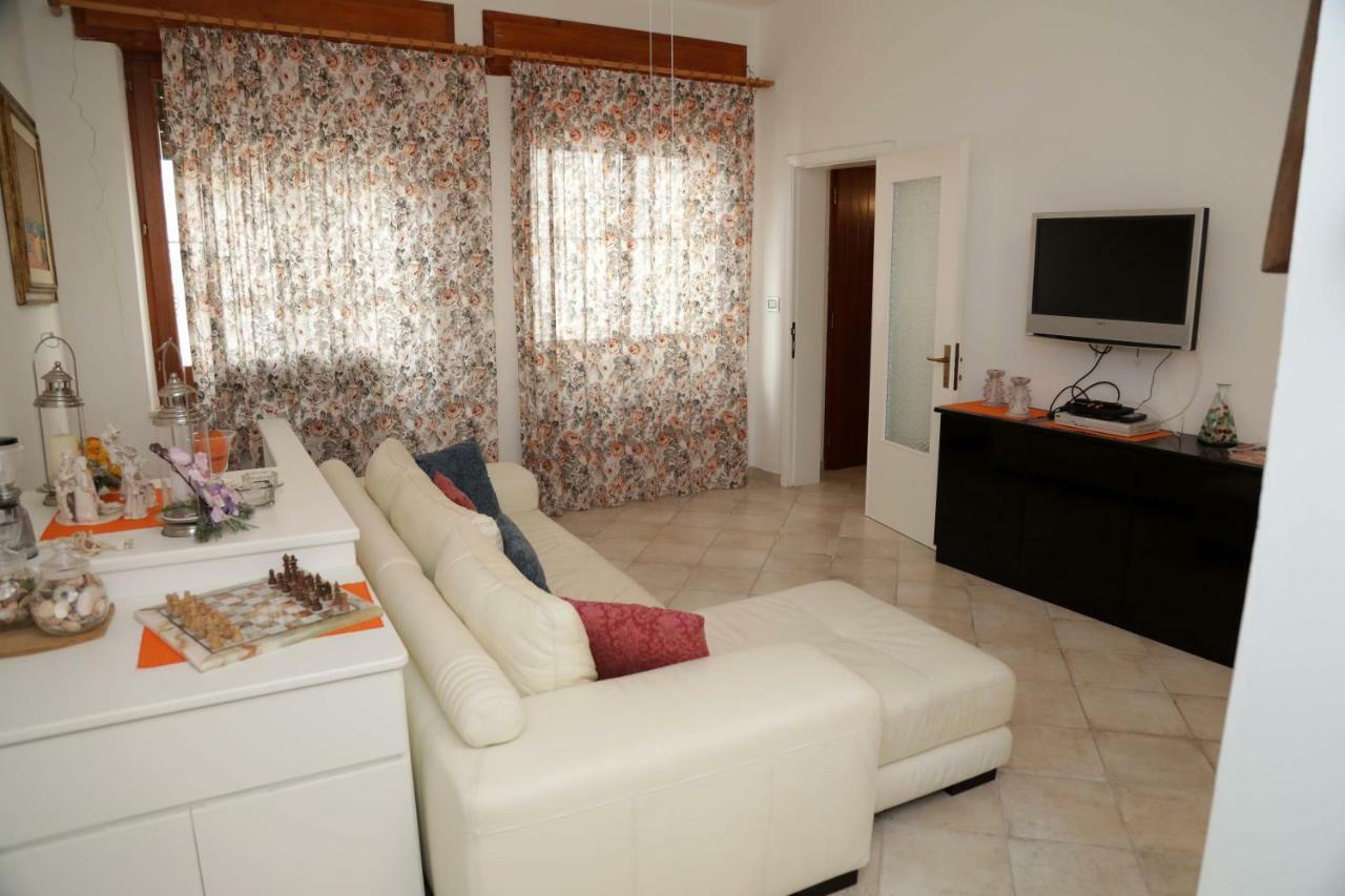 Luxury Apt Apartment Калазета Екстериор снимка